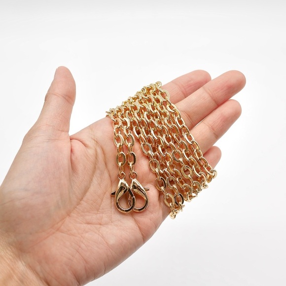 🍓YSL Monogram Flap Wallet in Grained Leather - Picture 14 of 16